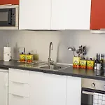 Tony\'S House